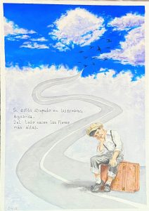 Niño sentado sobre una maleta en una carretera. Se puede leer: Si estás atrapado en las sombras, aguarda. Del otro lado nacen las flores más altas